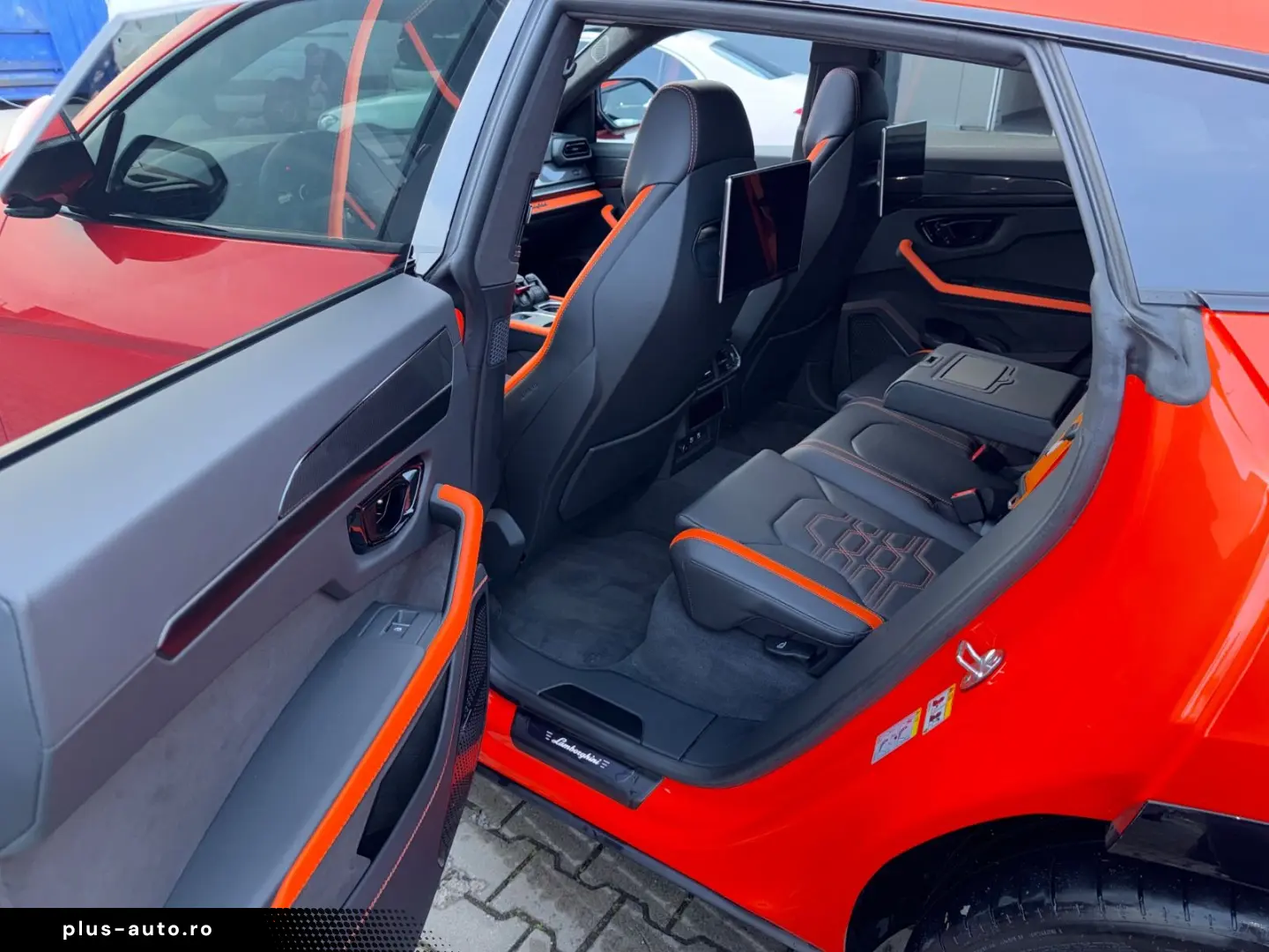 LAMBORGHINI Urus 4.0 V8 PHEV SE B&O 3D  Rear Entertainment