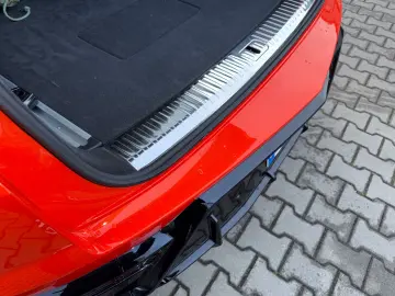 LAMBORGHINI Urus 4.0 V8 PHEV SE B&O 3D  Rear Entertainment