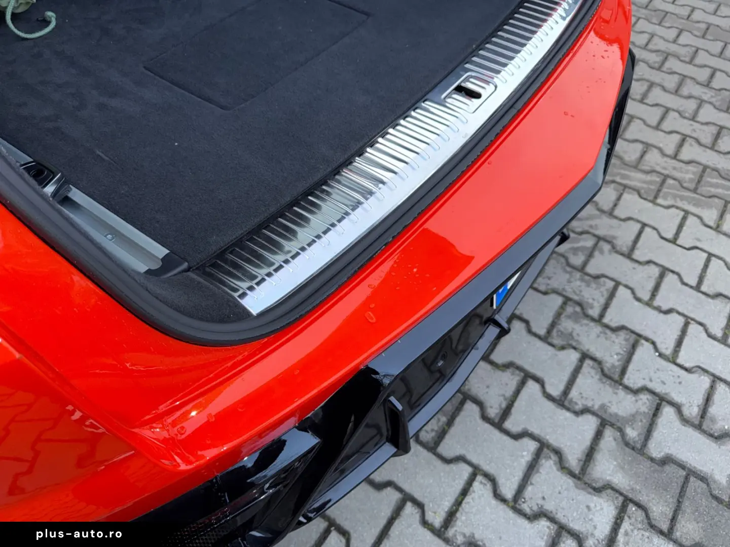 LAMBORGHINI Urus 4.0 V8 PHEV SE B&O 3D  Rear Entertainment