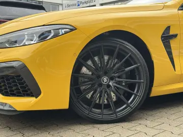 BMW M8 Competition Coupé xDrive M Drivers