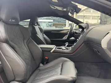 BMW M8 Competition Coupé xDrive M Drivers