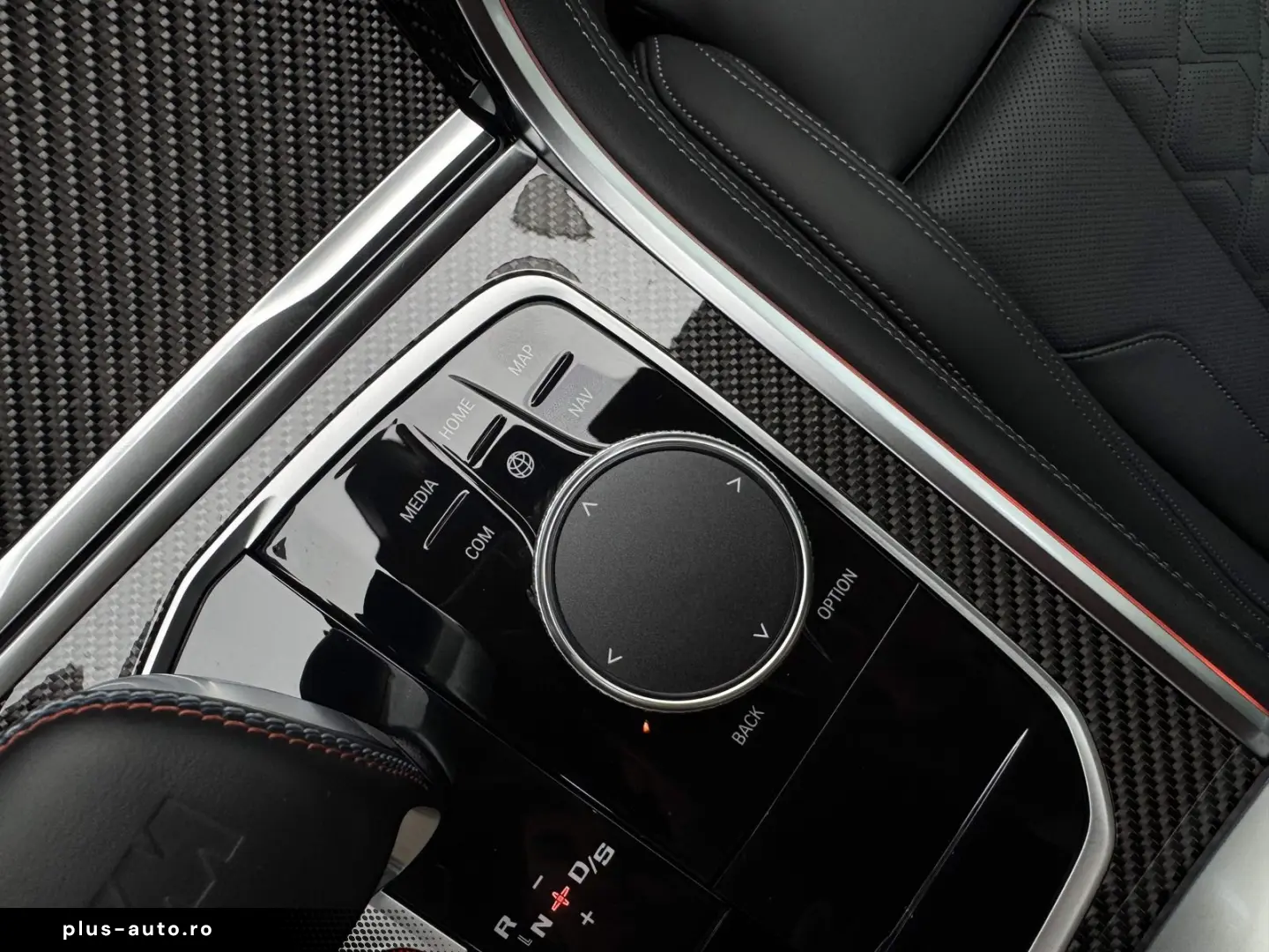 BMW M8 Competition Coupé xDrive M Drivers