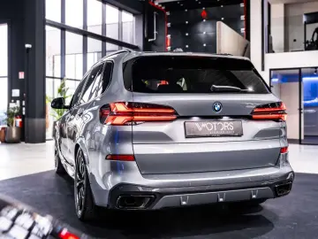 BMW X5 X5 xDrive50e - M-pack - HUD - Pano - Laser li
