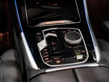 BMW X5 X5 xDrive50e - M-pack - HUD - Pano - Laser li