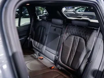 BMW X5 X5 xDrive50e - M-pack - HUD - Pano - Laser li