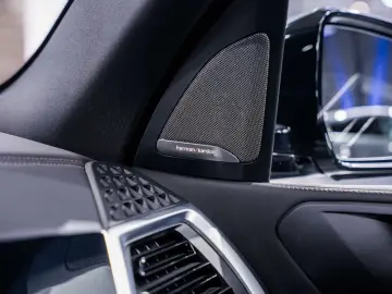 BMW X5 X5 xDrive50e - M-pack - HUD - Pano - Laser li