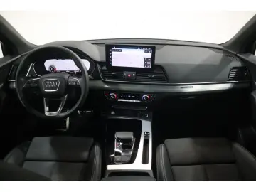 AUDI Q5 Sportback 40 TDI quattro S line MatrixLED Pan