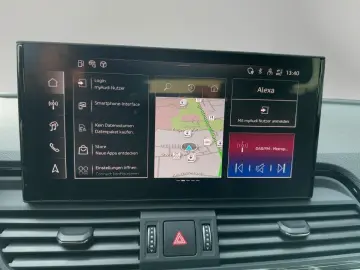 AUDI Q5 50 TFSIe quattro S line ACC AHK Navi Matrix