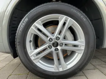 AUDI Q5 50 TFSIe quattro S line ACC AHK Navi Matrix
