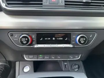 AUDI Q5 50 TFSIe quattro S line ACC AHK Navi Matrix