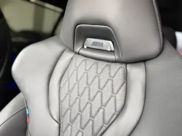 BMW X7 40i xDrive M SPORT