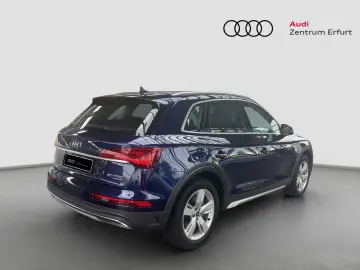 AUDI Q5 advanced 40 TFSI quattro  Verkehrszeichenerke