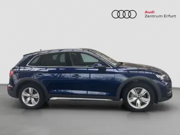 AUDI Q5 advanced 40 TFSI quattro  Verkehrszeichenerke
