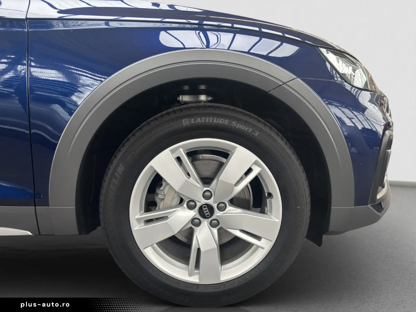 AUDI Q5 advanced 40 TFSI quattro  Verkehrszeichenerke