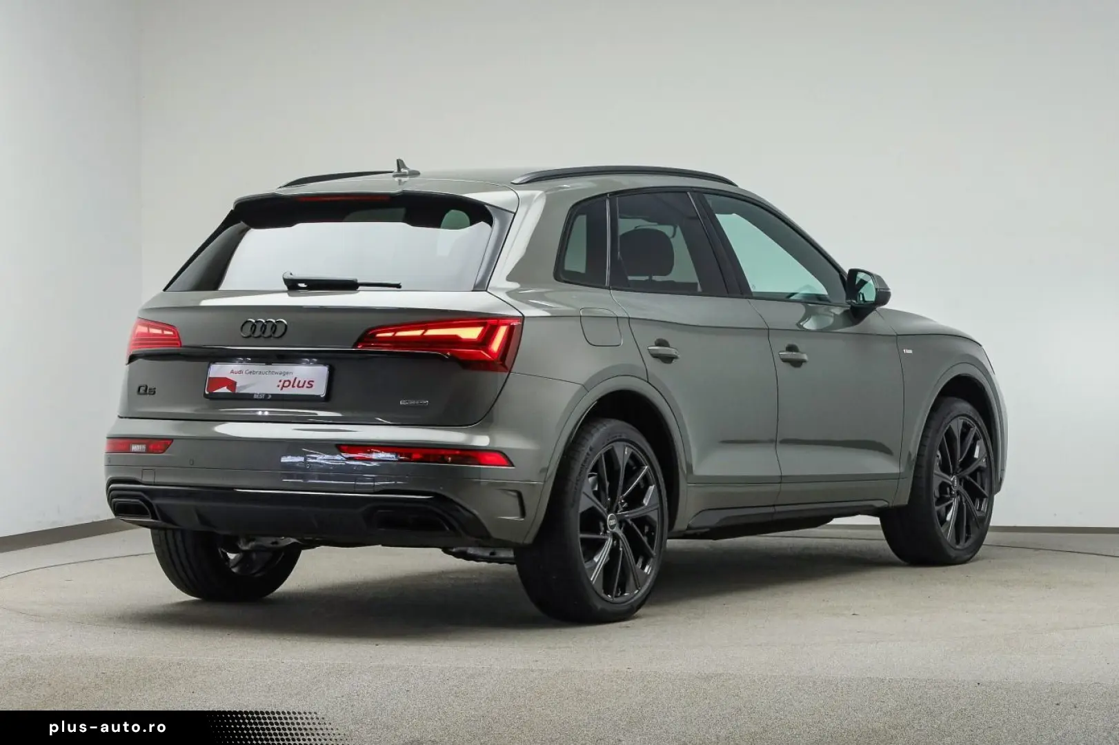 AUDI Q5 S line black 40 TDI qu. Matrix  Kamera  Navi