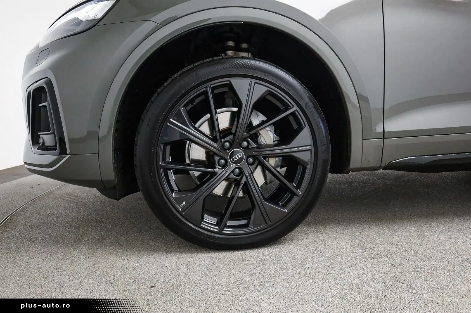 AUDI Q5 S line black 40 TDI qu. Matrix  Kamera  Navi