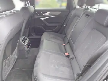 AUDI A6 Lim. s line AHK NAVI MATRIX RFK 20LM 5J GAR