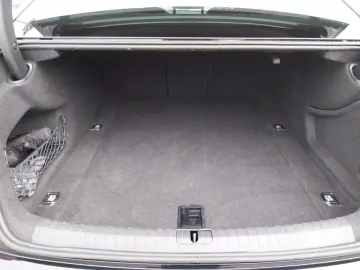 AUDI A6 Lim. s line AHK NAVI MATRIX RFK 20LM 5J GAR