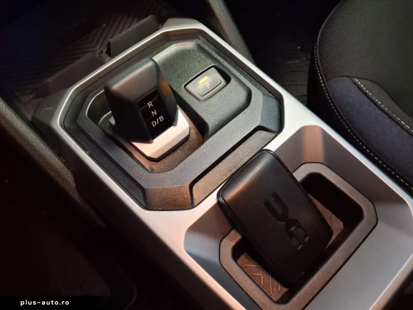 DACIA DUSTER 1.6 HEV 140 Journey