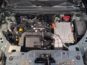 DACIA BIGSTER 1.8 Hybrid 155 Journey