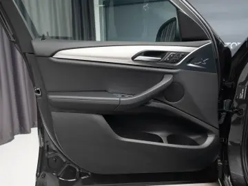 BMW X4 xDrive30d   286 CP   xDrive   Laserlight   HUD