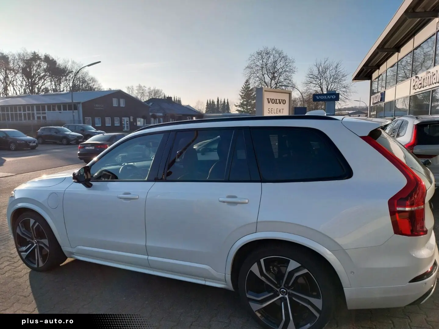 VOLVO XC90 T8 Ultra Dark Recharge AWD  B&W Massage