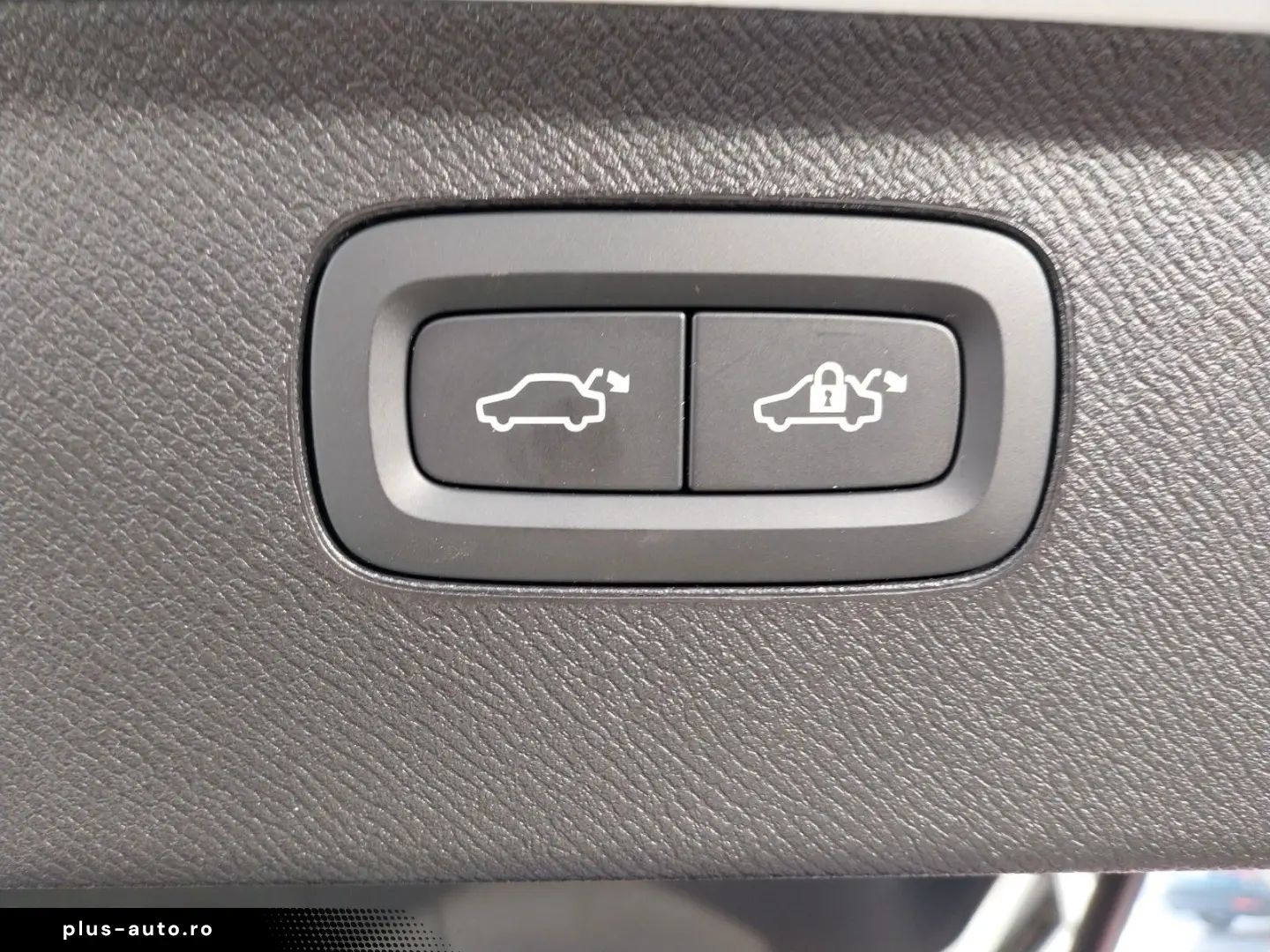 VOLVO XC90 T8 Ultra Dark Recharge AWD  B&W Massage