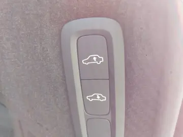 VOLVO XC90 T8 Ultra Dark Recharge AWD  B&W Massage