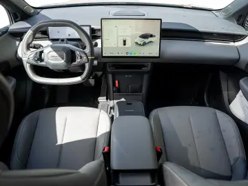 LYNC AND CO 02 200 kW More