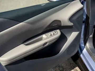 LYNC AND CO 02 200 kW More