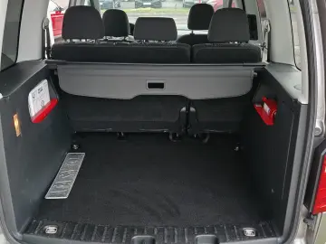 Volkswagen Caddy 2.0 TDI BMT 75KW 102CP (5 locuri) Life