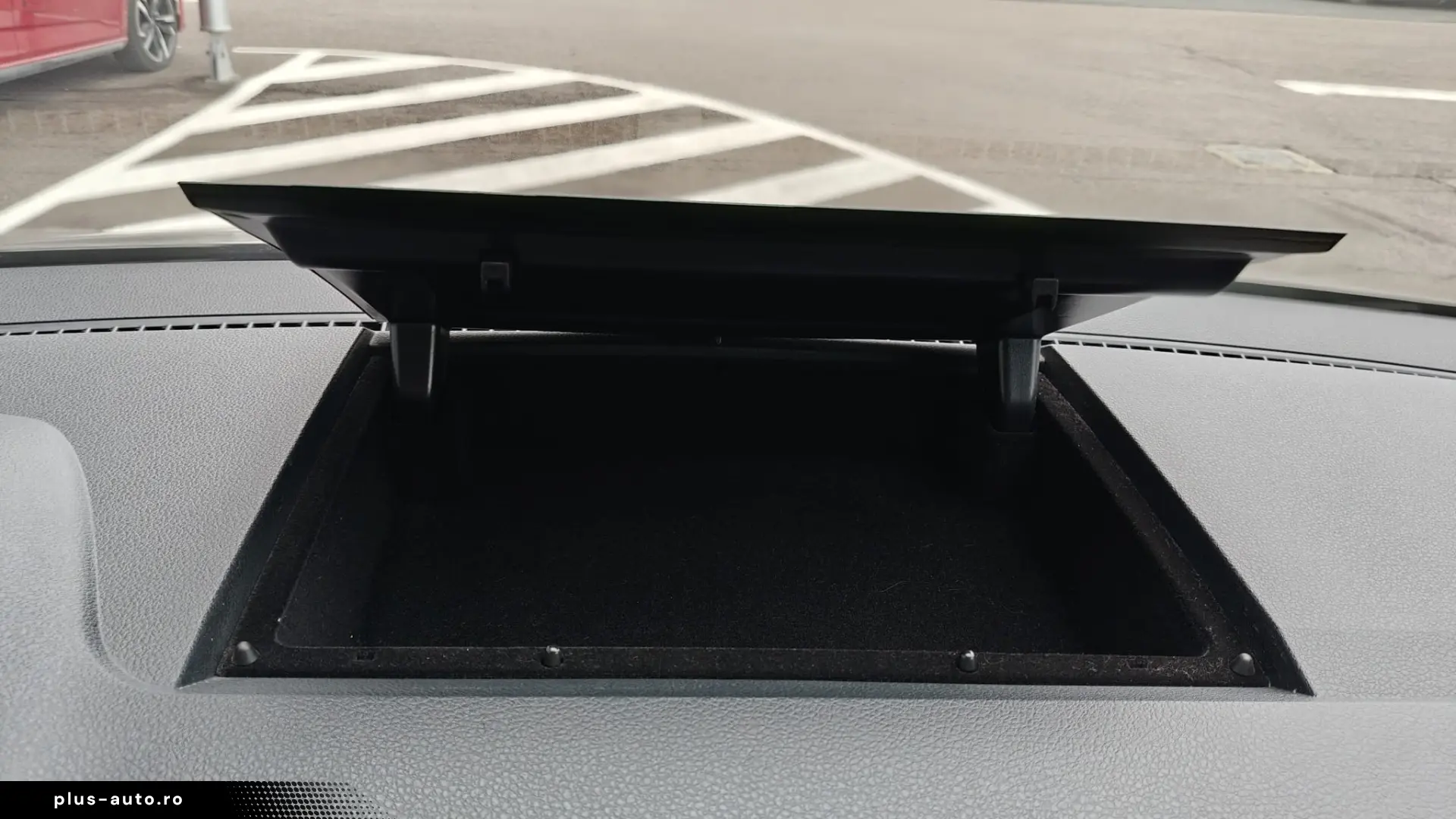 Volkswagen Caddy 2.0 TDI BMT 75KW 102CP (5 locuri) Life