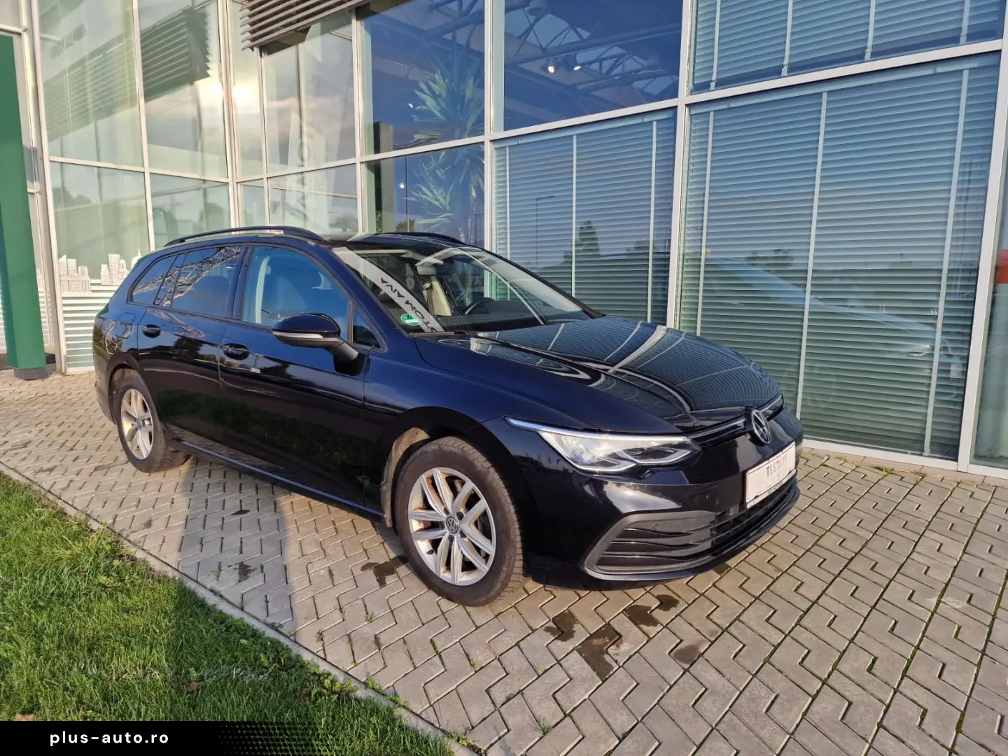 VW Golf VARIANT LIFE 2.0TDI 150CP DSG7