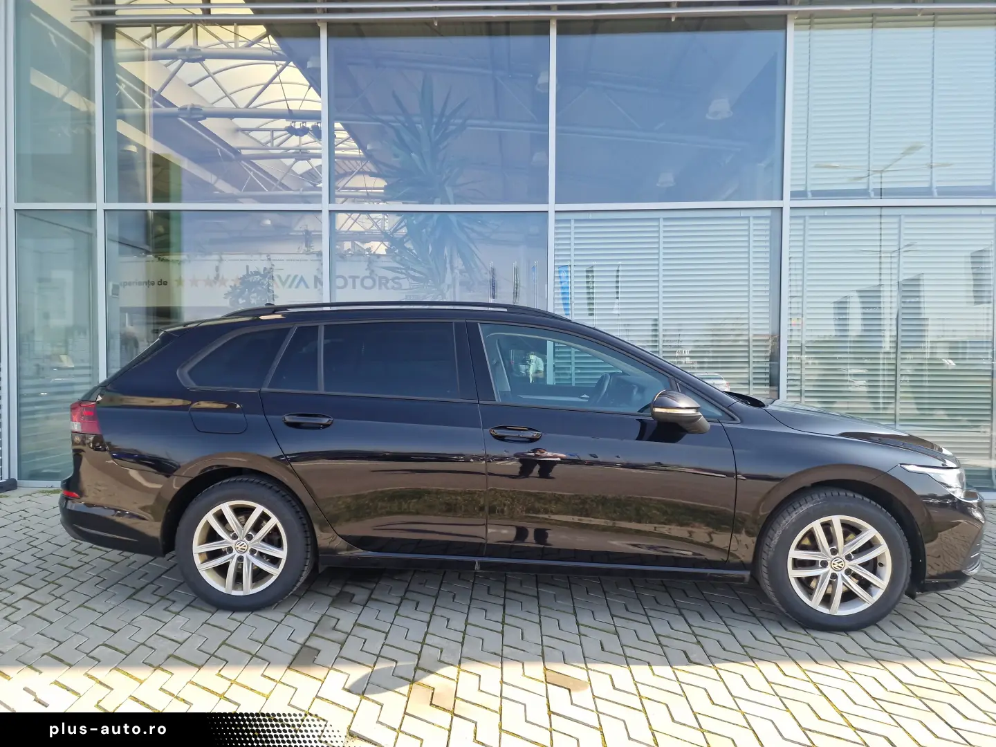 VW Golf VARIANT LIFE 2.0TDI 150CP DSG7