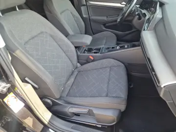 VW Golf VARIANT LIFE 2.0TDI 150CP DSG7