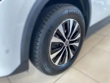 MERCEDES-BENZ GLA 250 e AHK LED SPUR KAM CARPLAY TOT&hellip;