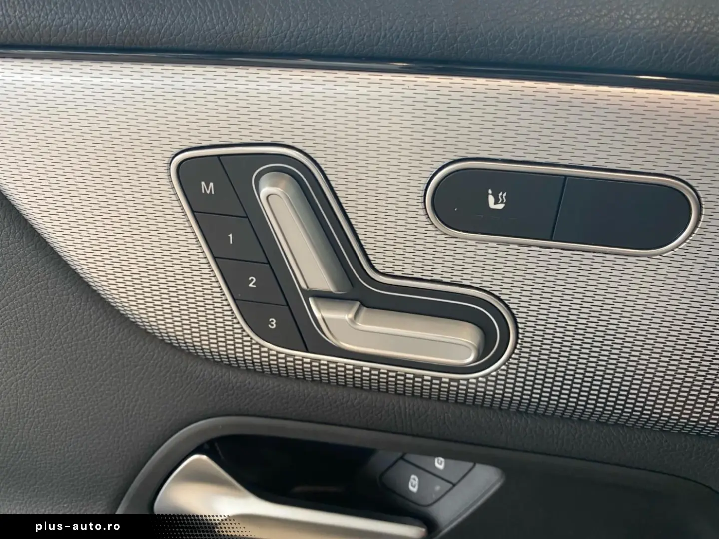 MERCEDES-BENZ GLA 250 e AHK LED SPUR KAM CARPLAY TOT&hellip;