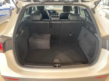 MERCEDES-BENZ GLA 250 e AHK LED SPUR KAM CARPLAY TOT&hellip;