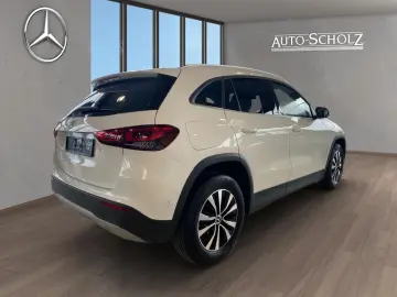 MERCEDES-BENZ GLA 250 e AHK LED SPUR KAM CARPLAY TOT&hellip;