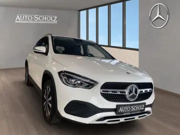 MERCEDES-BENZ GLA 250 e AHK LED SPUR KAM CARPLAY TOT&hellip;