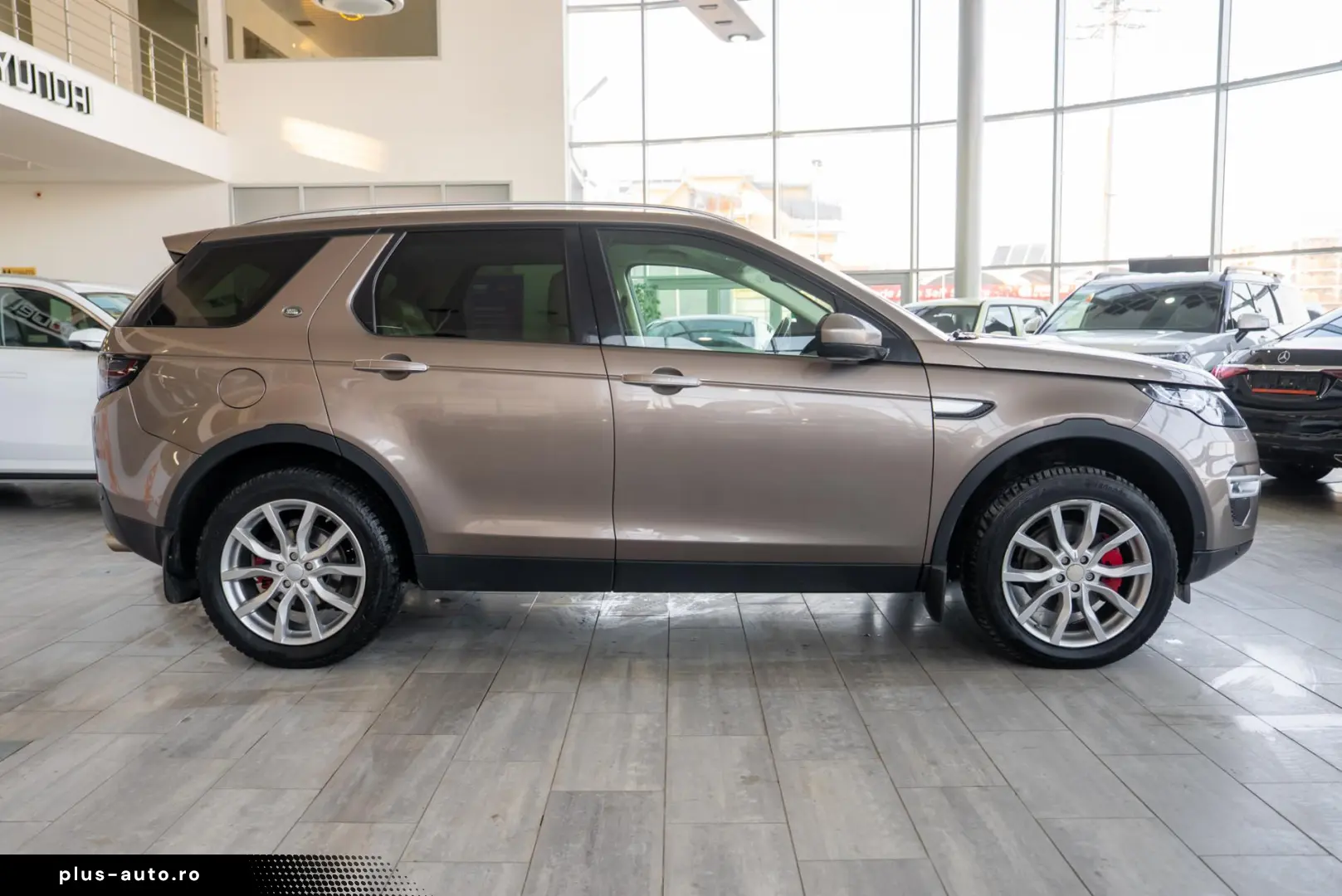 Land Rover Discovery L550 Discovery Sport 2.0