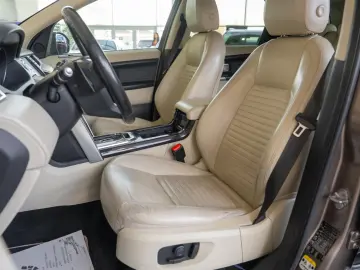 Land Rover Discovery L550 Discovery Sport 2.0