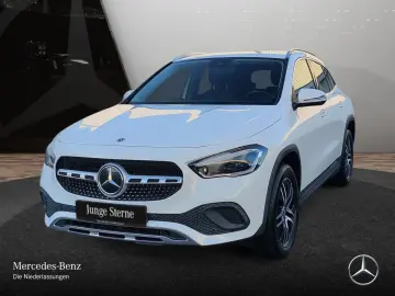 MERCEDES-BENZ GLA 250 e Progressive LED AHK Kamera Navi