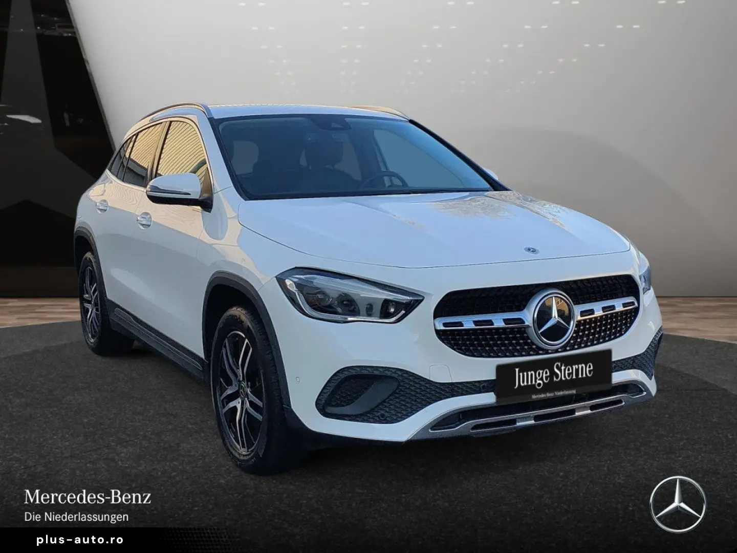 MERCEDES-BENZ GLA 250 e Progressive LED AHK Kamera Navi