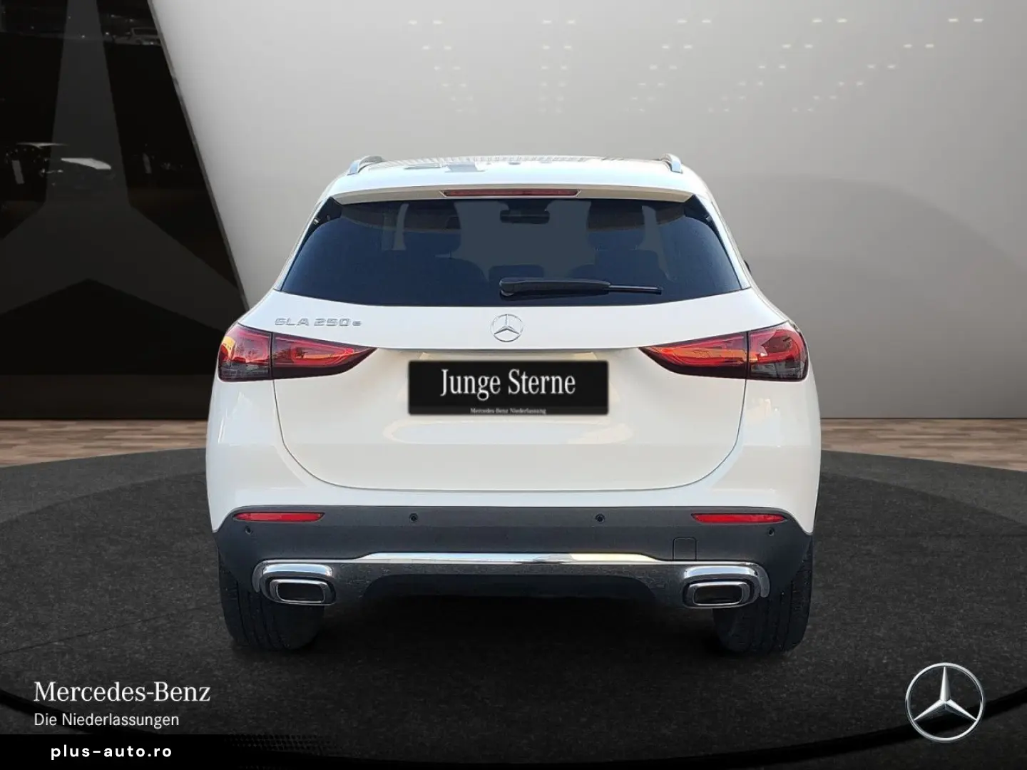 MERCEDES-BENZ GLA 250 e Progressive LED AHK Kamera Navi