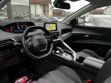 Peugeot 5008 Gen-Ii-2016