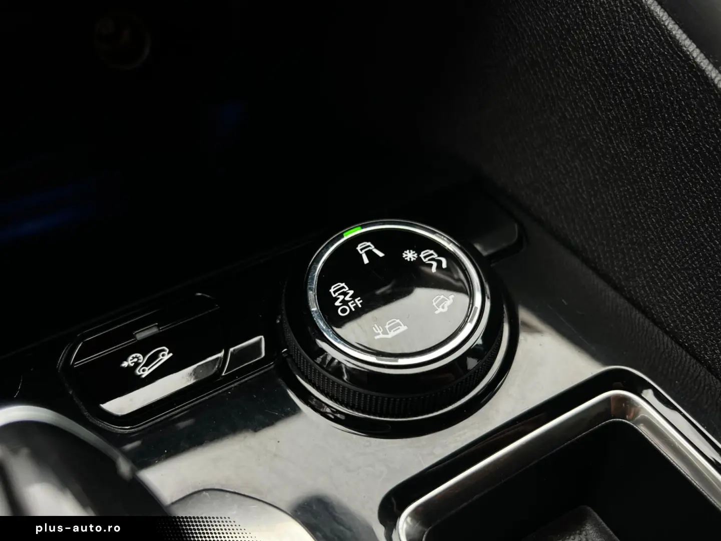 Peugeot 5008 Gen-Ii-2016