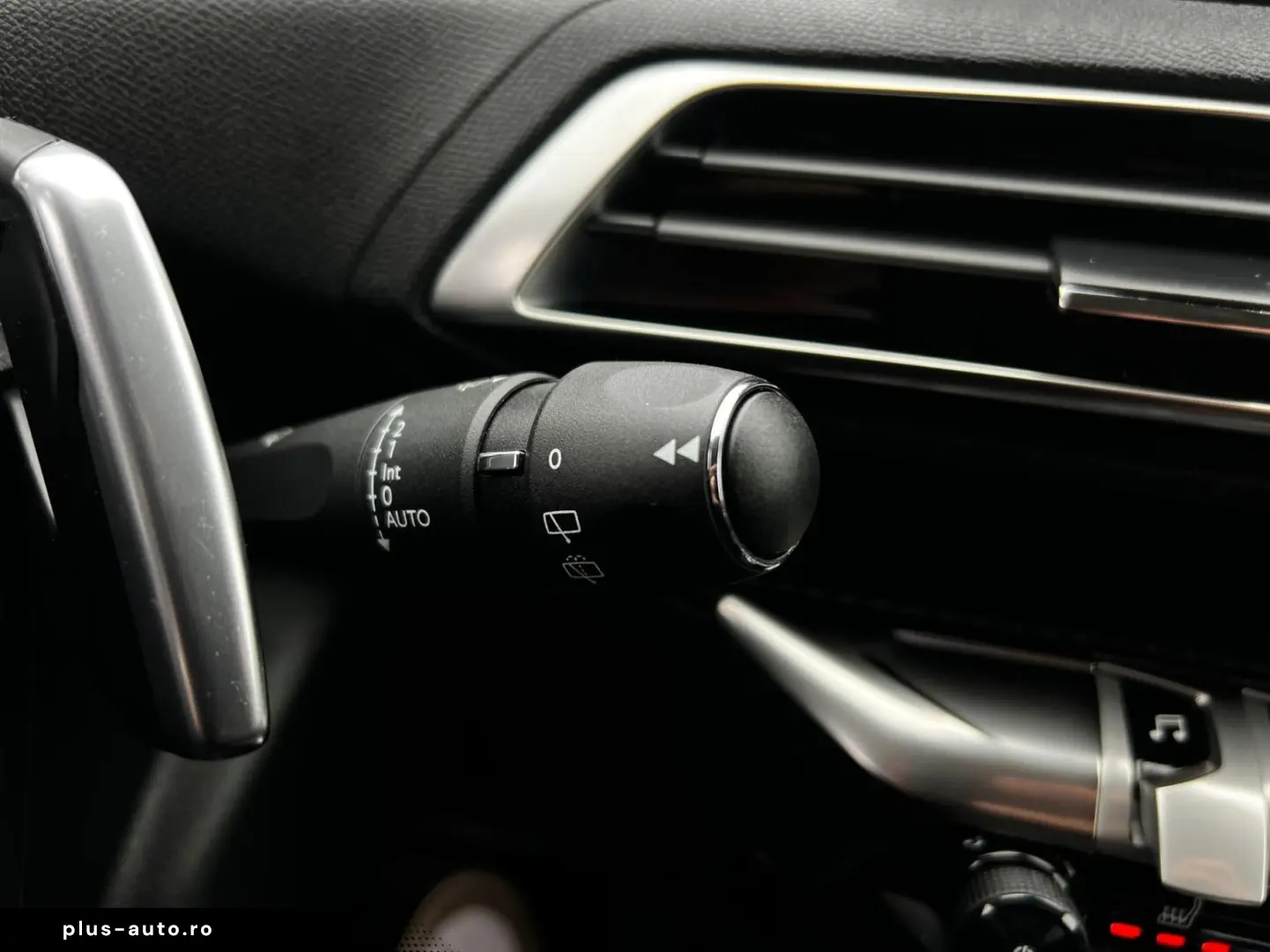 Peugeot 5008 Gen-Ii-2016