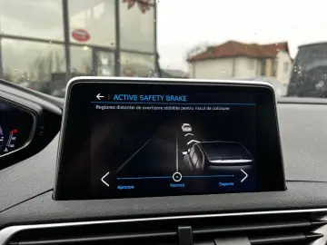 Peugeot 5008 Gen-Ii-2016