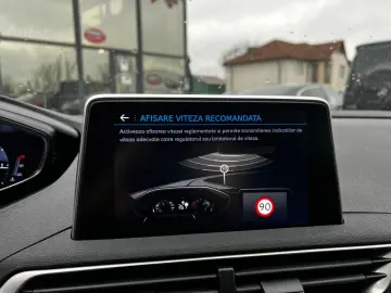 Peugeot 5008 Gen-Ii-2016